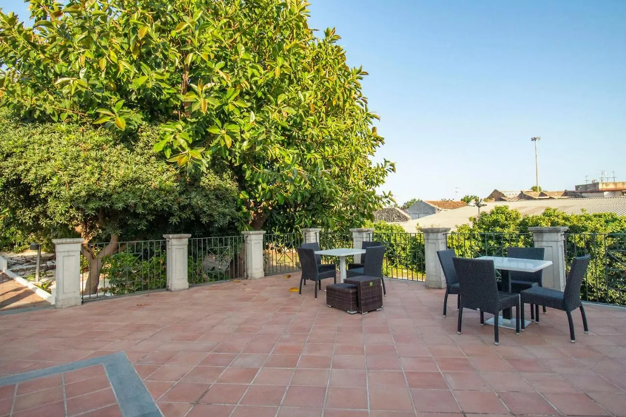 Royal Playa Suite And Apartament -Private Parking- Self Chek Out CTA