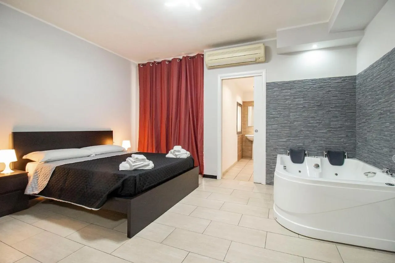 Royal Playa Suite And Apartament -Private Parking- Self Chek Out CTA
